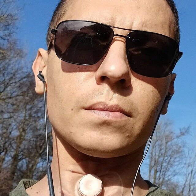 Жвєіюв