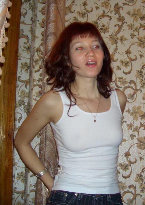 Без лифчика