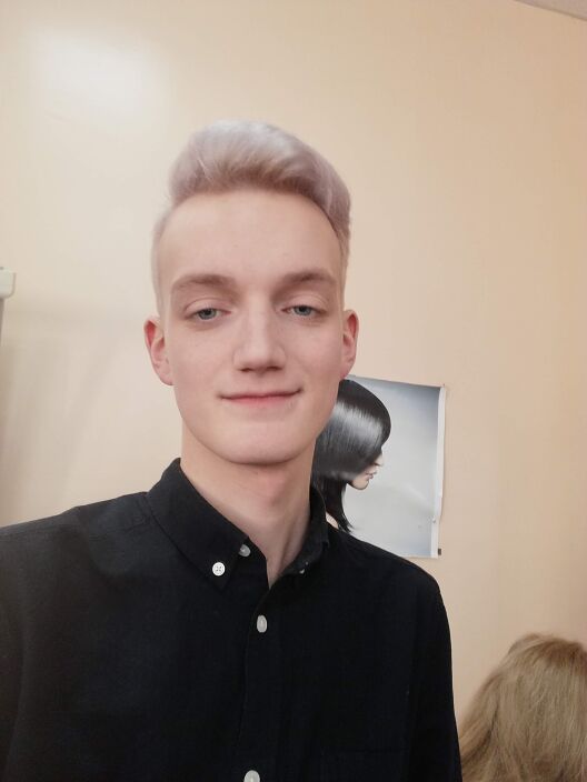 Люблю худых ебу любых)