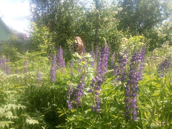 в саду / in the garden