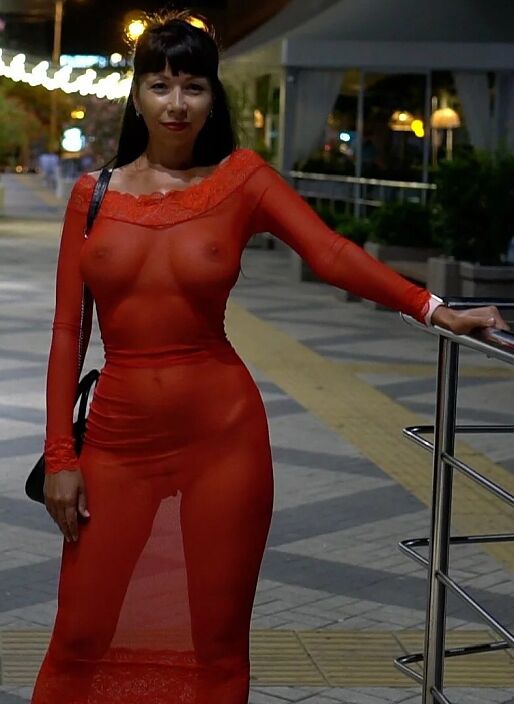 Ночь. Гуляю.