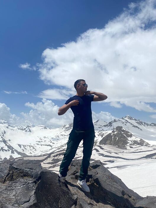 Молодой муж милфы