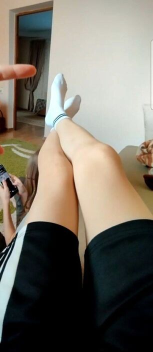 Как вам мои ножки)