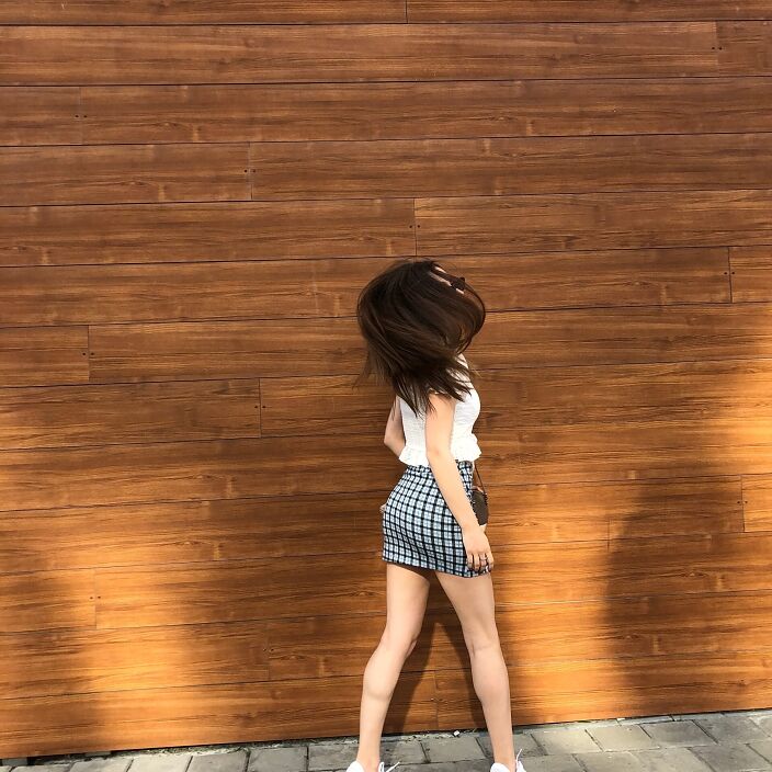 Юбочка мне идёт?)