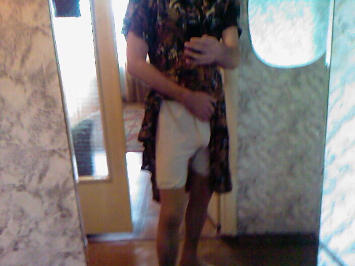 Собралась в гости.