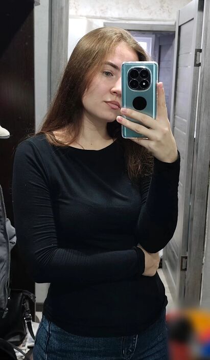 Кто даст в ротик?)