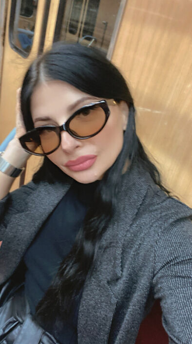 Поехала куда-то