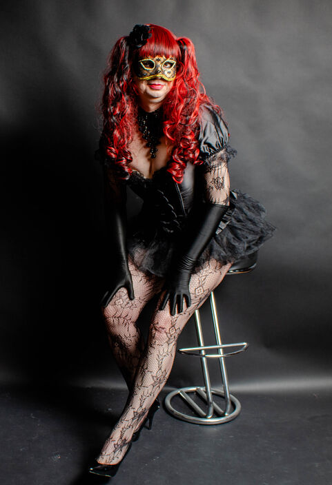 La Princesse aime porter du Noir 20