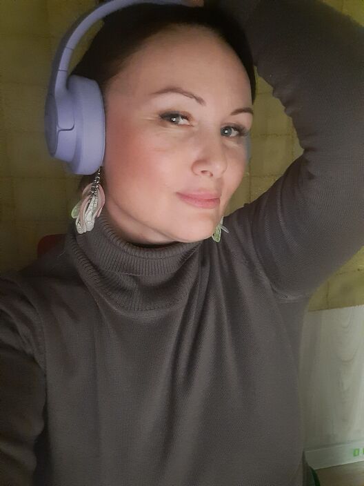я)))