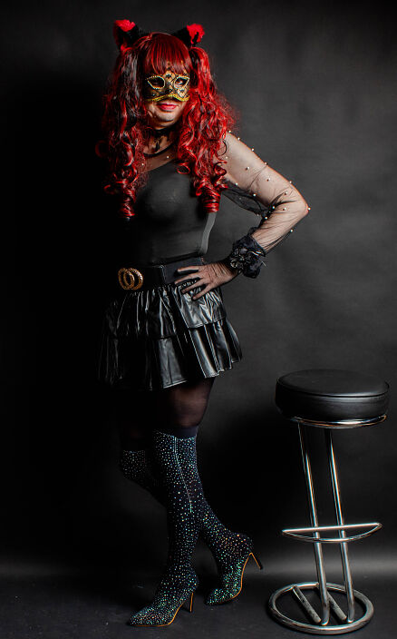 На Лабутенах, нах! Но без штанов...