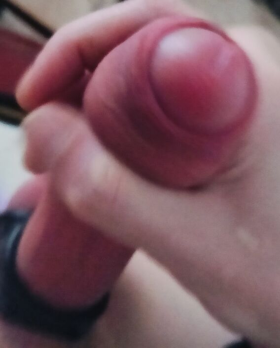 Кто соснёт девчат?