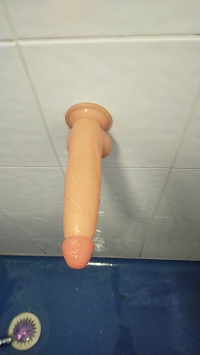 Slide right up against it now pull your arse cheeks apar