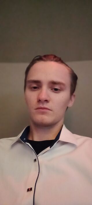 Моё лицо(может быть твоим стулом)