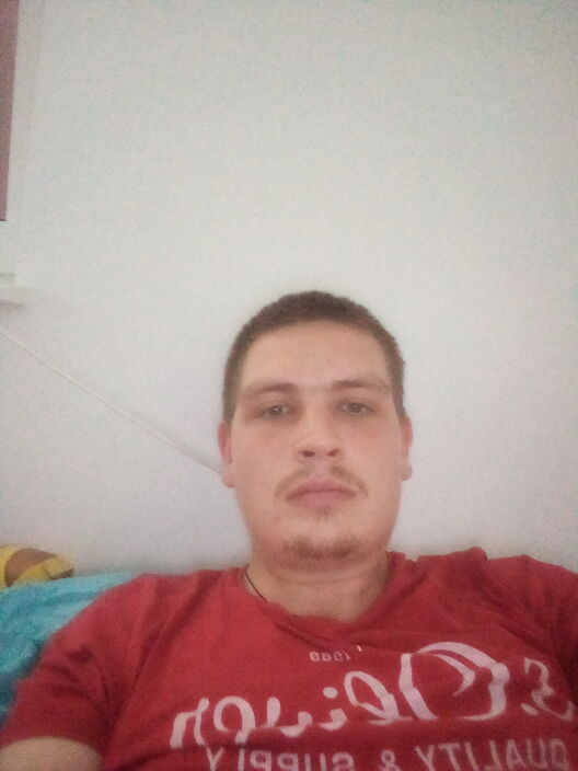 Ищу девушку