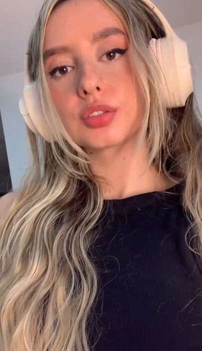 Скучаю зайчики