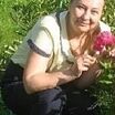 С цветочком разве я не скромный ангел?