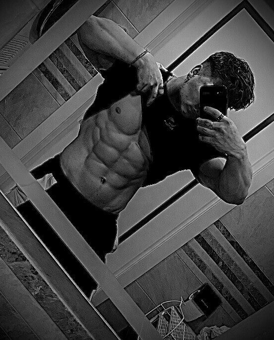 вот бы кто потрогал мое тело????