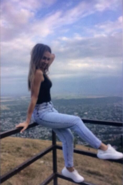 Yyy