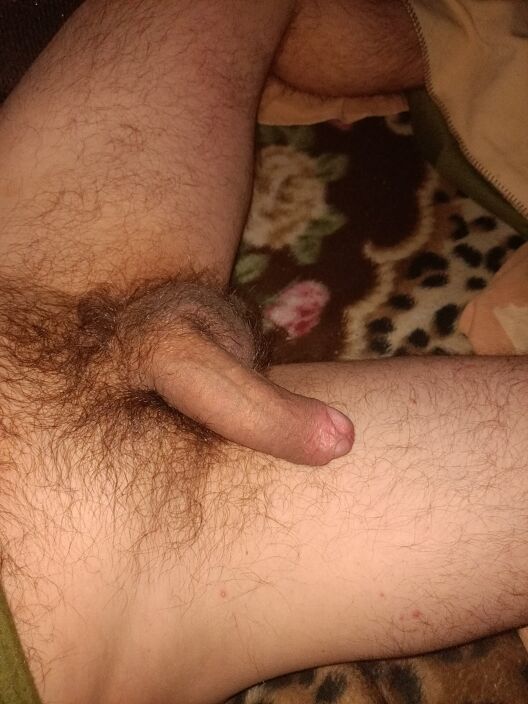 Чекає хто сяде на його