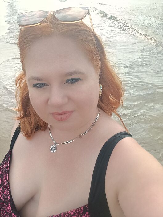 Хуесоска Софья с Украины