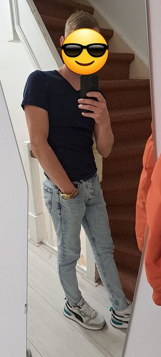 Могу взять тебя этими руками)