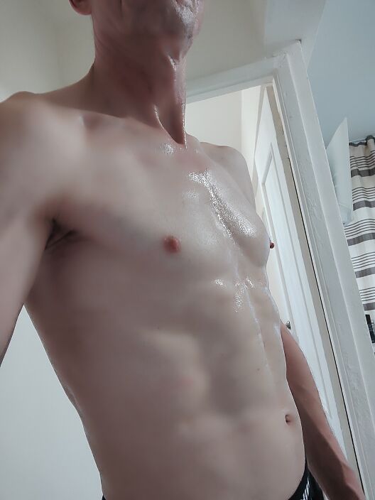 После душа)