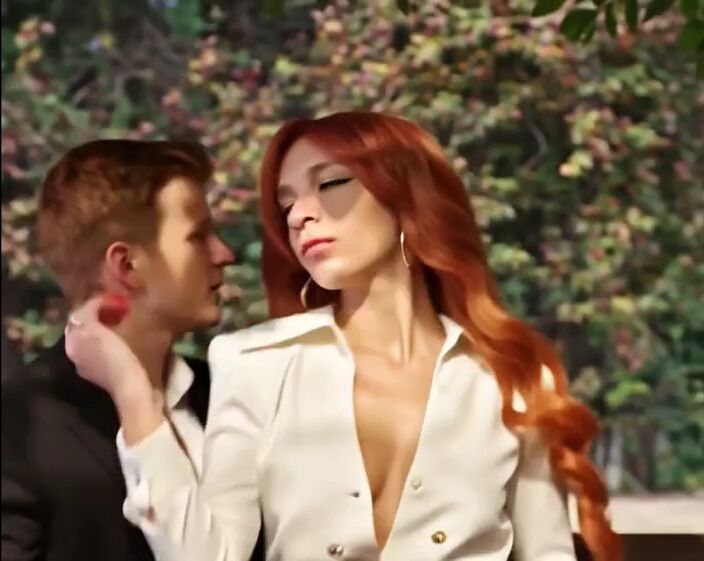 Соблазняю на отсос в парке