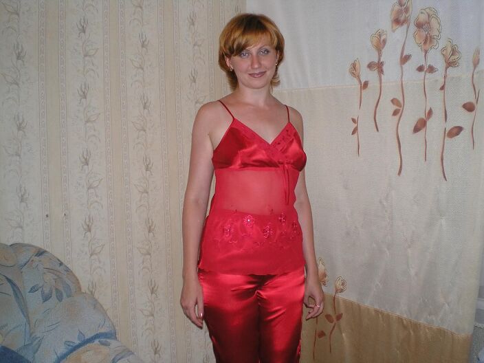 готовится к фотосессии