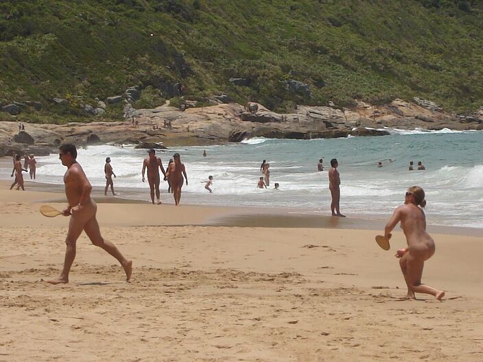 Casal Nudista