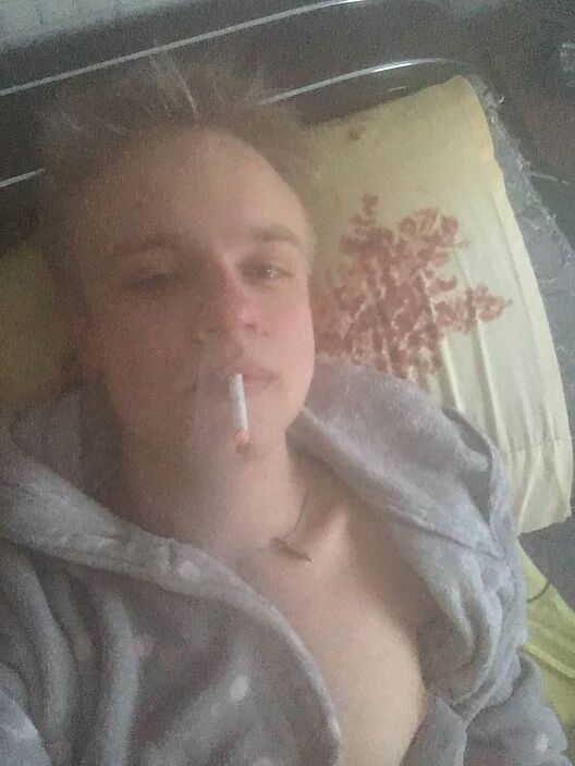 Привет) ищу женщину для виртуального общения ????