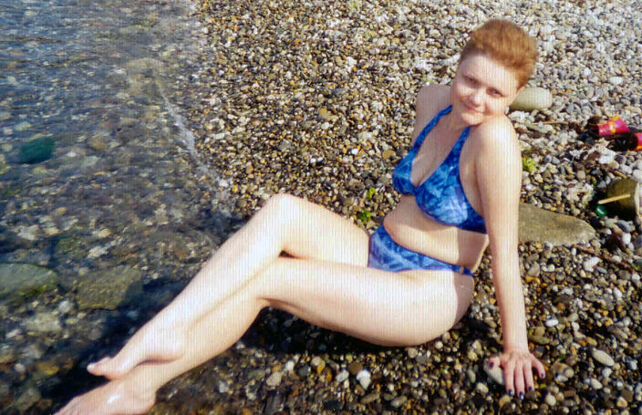 Шлюха Лора на пляже