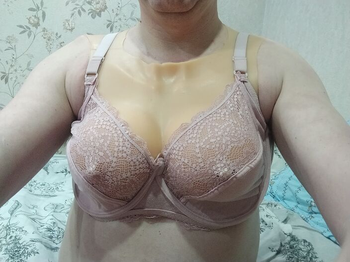 Примеряю сиськи