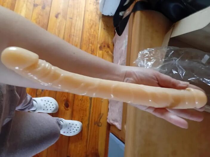 Двустронний фаллоимитатор