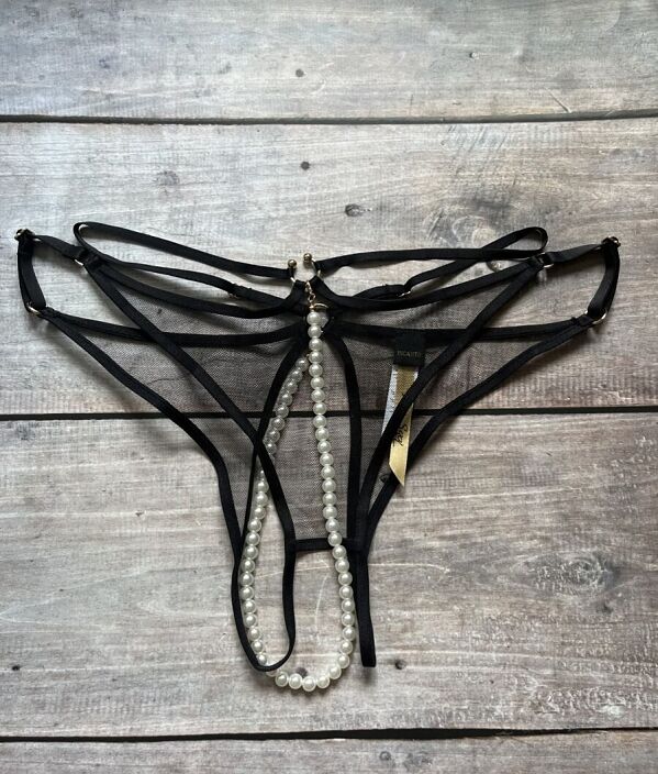 Для шлюшки)