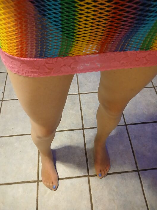 My toes match my outfit...