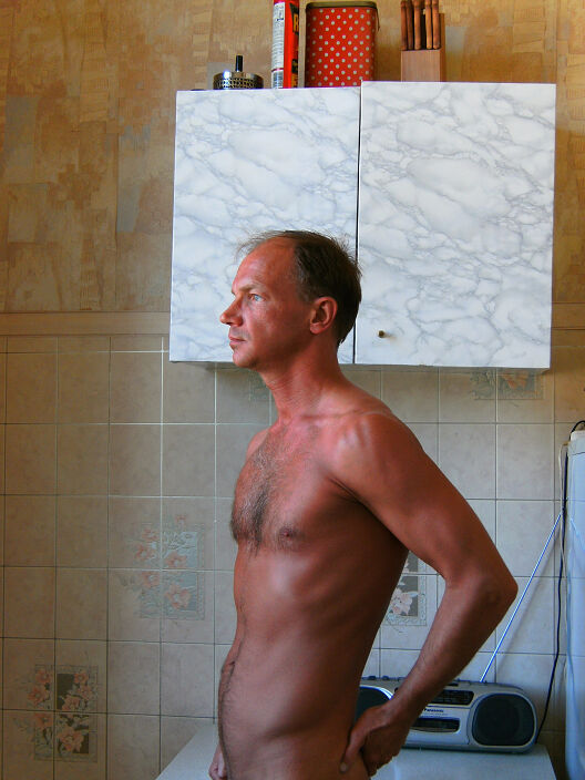 На кухне дома