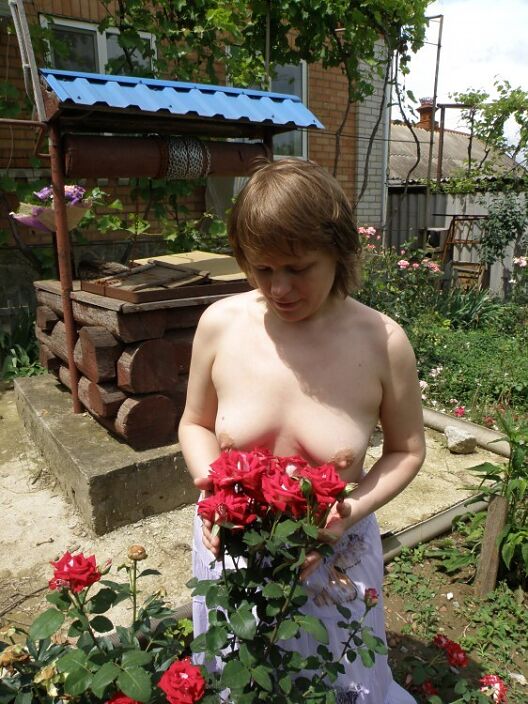 Сиськи и цветы
