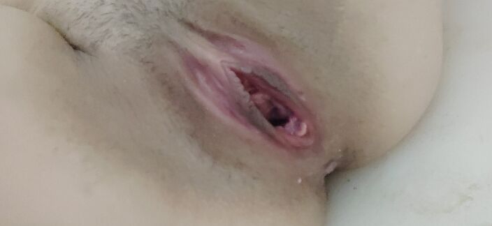 Раскрытая вагина после дрочки