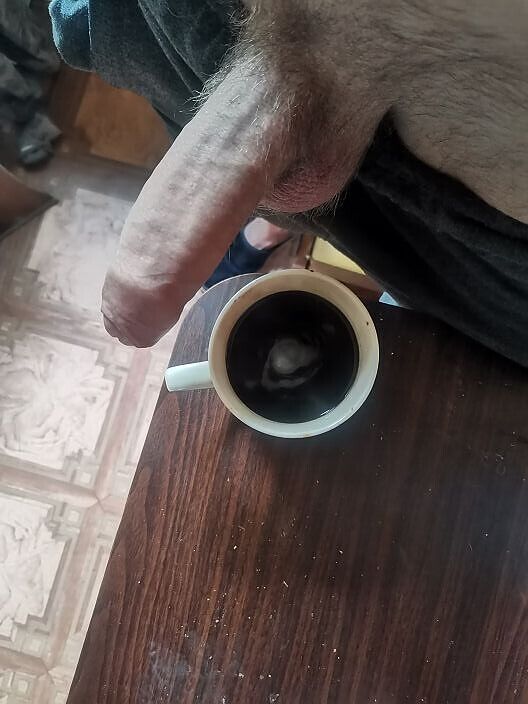 Пью кофеек