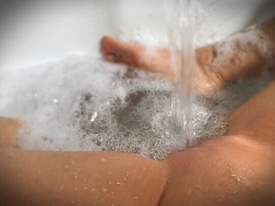 Струя воды на клитор