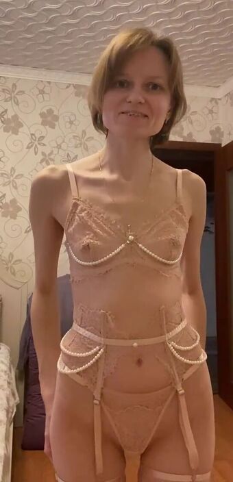 Отчет для ебаря. Заказал ебать Настю в этом белье 3.