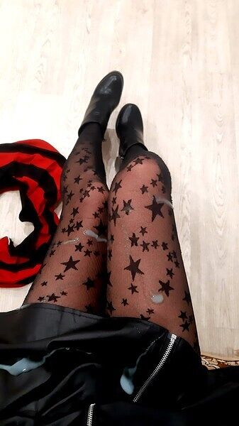 свидание  колготки ножки сперма