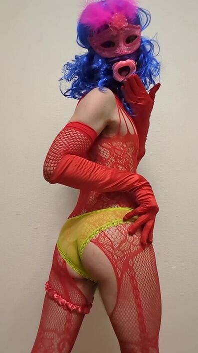 Попка в трусиках)