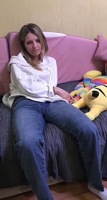 Скучно, день прошел зря. Никто не выебал(((