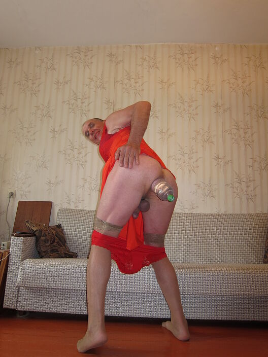 Natali в красном