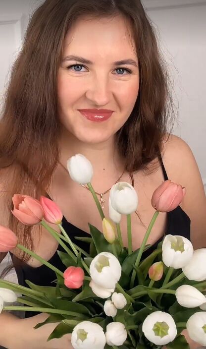 Дашь в ротик?)