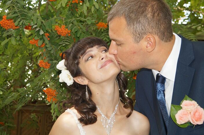 вышла замуж