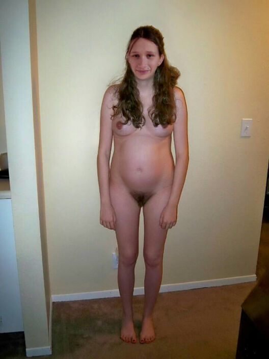 Дочка - раздета