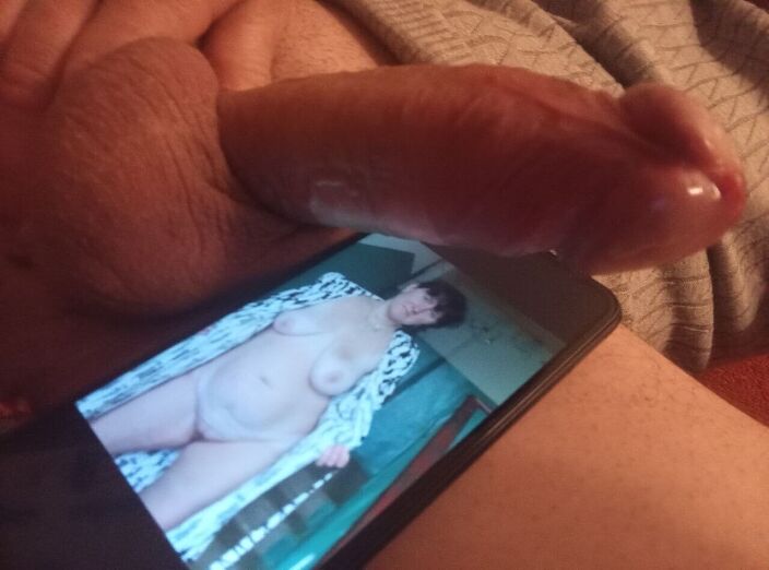 на свою девушку