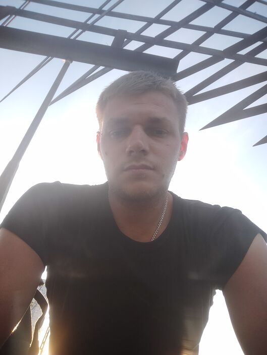 Грустно
